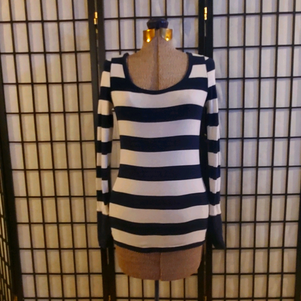 Long sleeve top